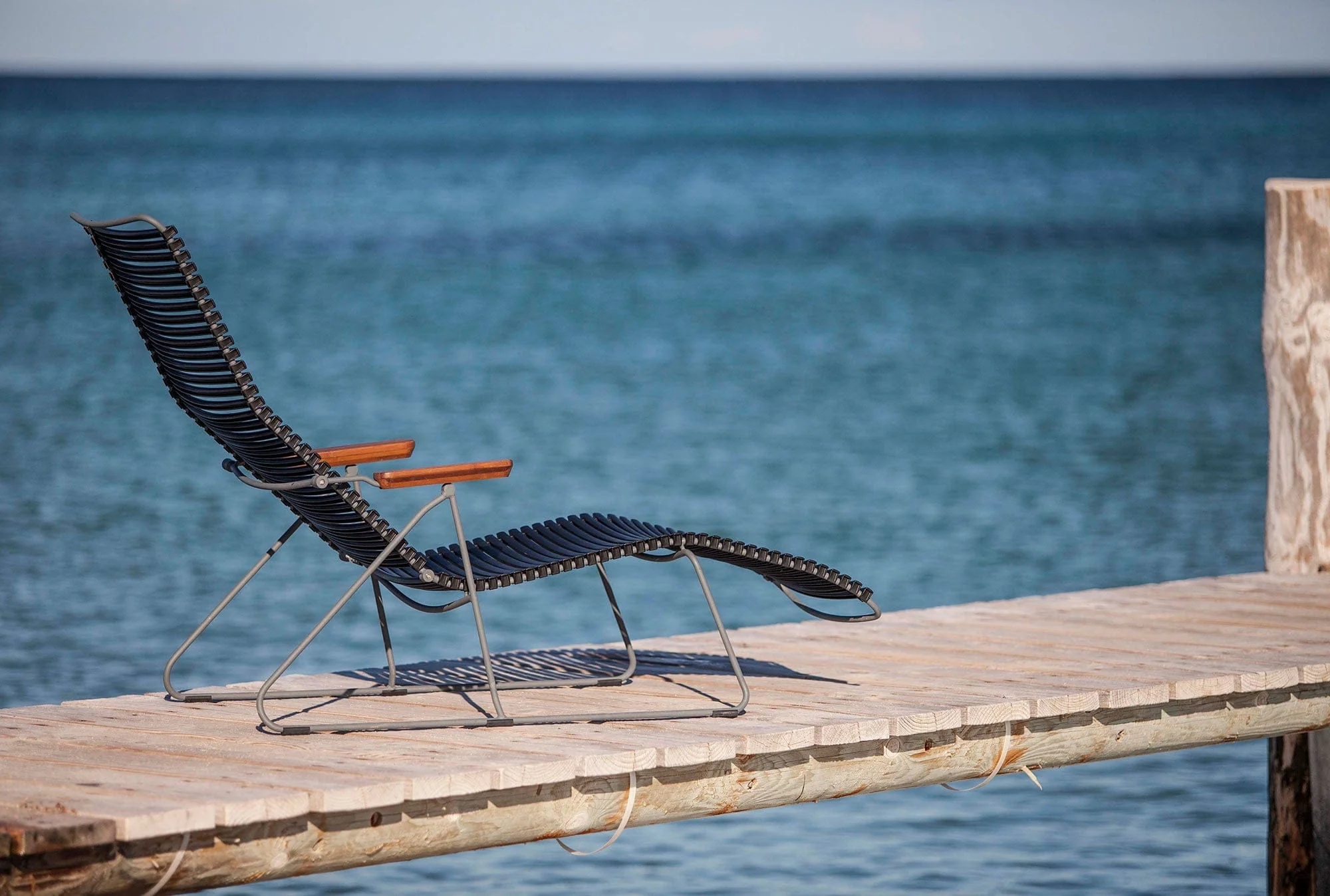 Click Sunlounger with Armrest- Multicolour Blue Stripe - Image 5